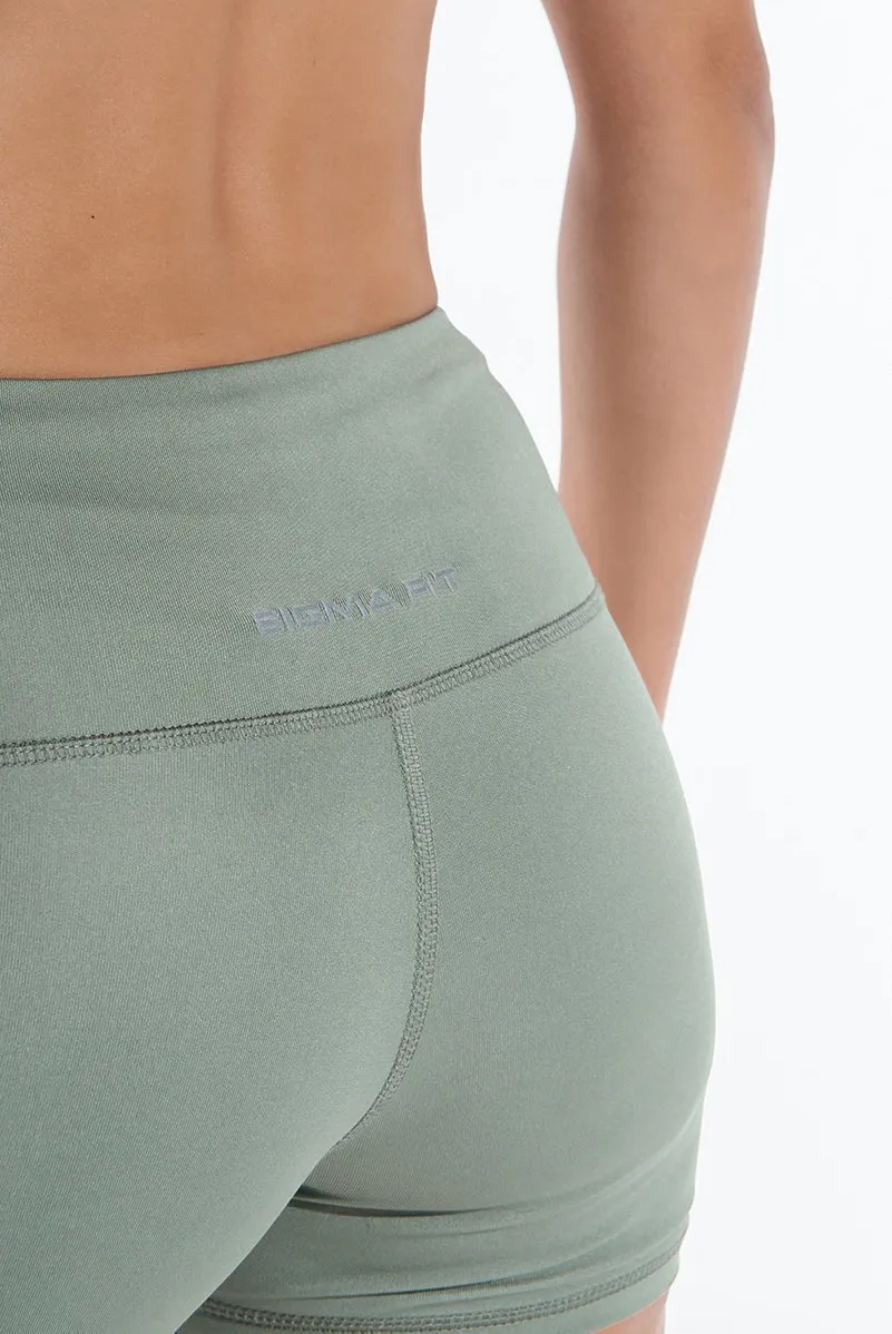 Hedge Green Basic Hot Shorts